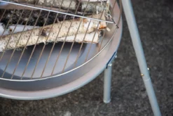 Garten Feuerschale mit Schwenkgrill Flamio - aus Stahl in Silber