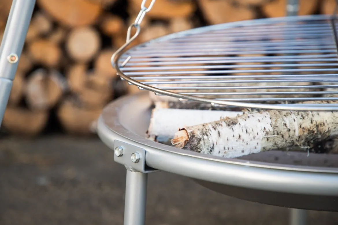 Garten Feuerschale mit Schwenkgrill Flamio - aus Stahl in Silber