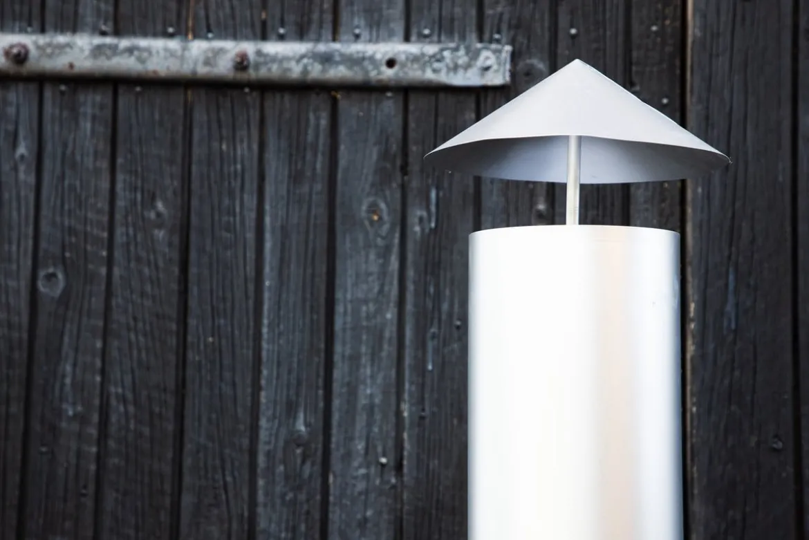 Garten Kamin Arne - aus Stahl mit Schornstein in Silber