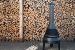 Garten Kamin Ignis - aus hitzebeständigem Stahl in Schwarz