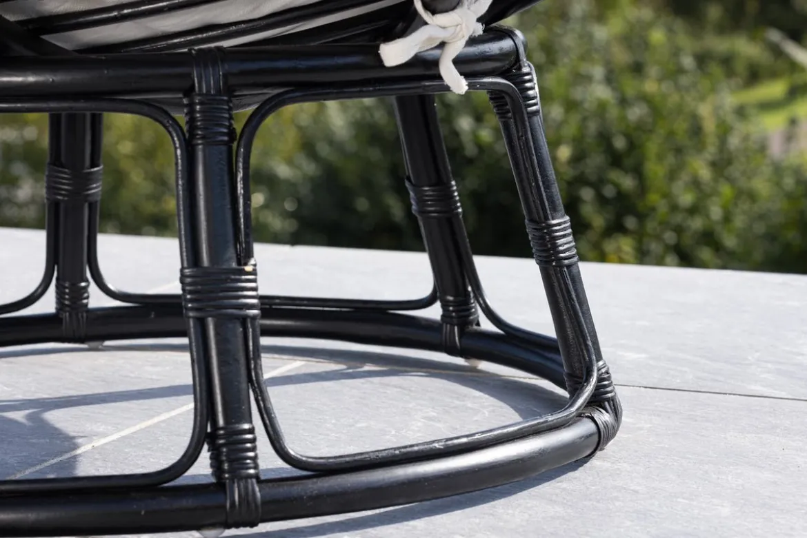 Garten-Loungesessel Bob - aus schwarzem Rattan inklusive Kissen