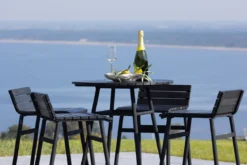 Garten Loungeset Cavina – 5-teiliges Set aus Akazienholz in Schwarz