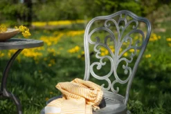 Garten Loungeset Elyra – 3-teiliges Set mit Stühlen & Tisch in 2 Farben