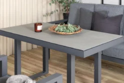 Garten Loungeset Kreta – 4-teiliges Set mit Tisch & dunkelgrauen Kissen