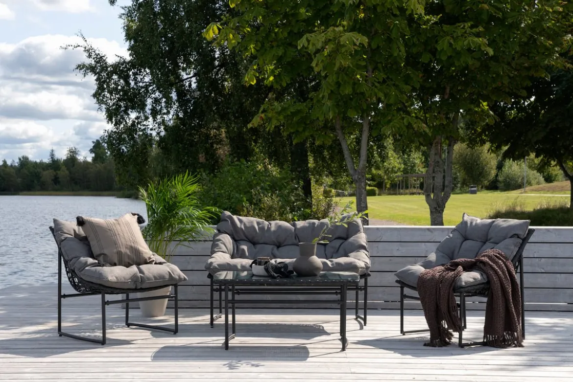 Garten Loungeset Marvella – 4-teiliges Outdoor-Sofa-Set in Schwarz mit Polstern