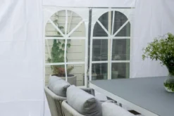 Garten Pavillon Oasis - mit weißem Dach und Wänden aus Polyester