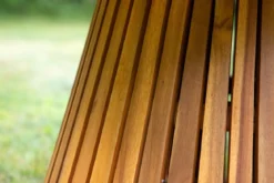 Gartentisch Hewa - Runder Beistelltisch aus Akazienholz