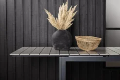 Gartentisch Kairen - perfekt für gesellige Runden im Freien
