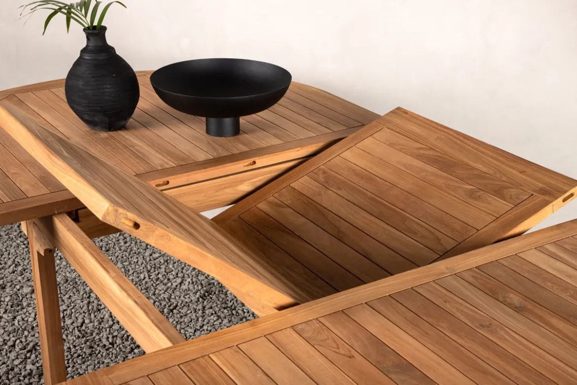 Gartentisch Navira - ein ovaler Esstisch aus Teakholz