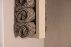 Handtuchhalter Nali – minimalistisches Design mit verdeckter Wandmontage