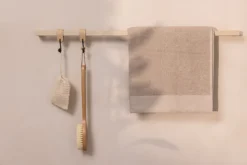 Handtuchhalter Vana – minimalistisch, rund oder eckig, drei Breiten