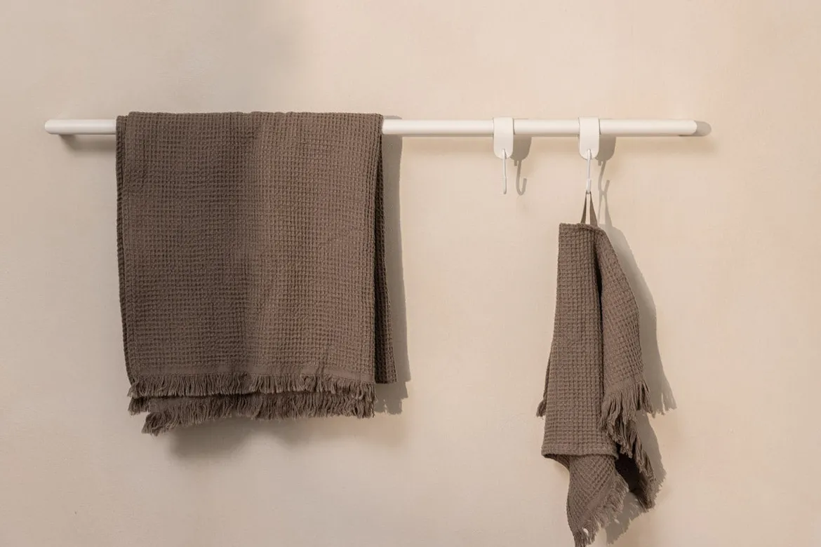 Handtuchhalter Vana – minimalistisch, rund oder eckig, drei Breiten