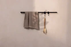 Handtuchhalter Vana – minimalistisch, rund oder eckig, drei Breiten
