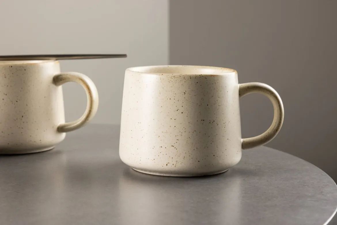 Kaffeetasse Liva - 2er-Set in Beige aus Keramik, in zwei Größen