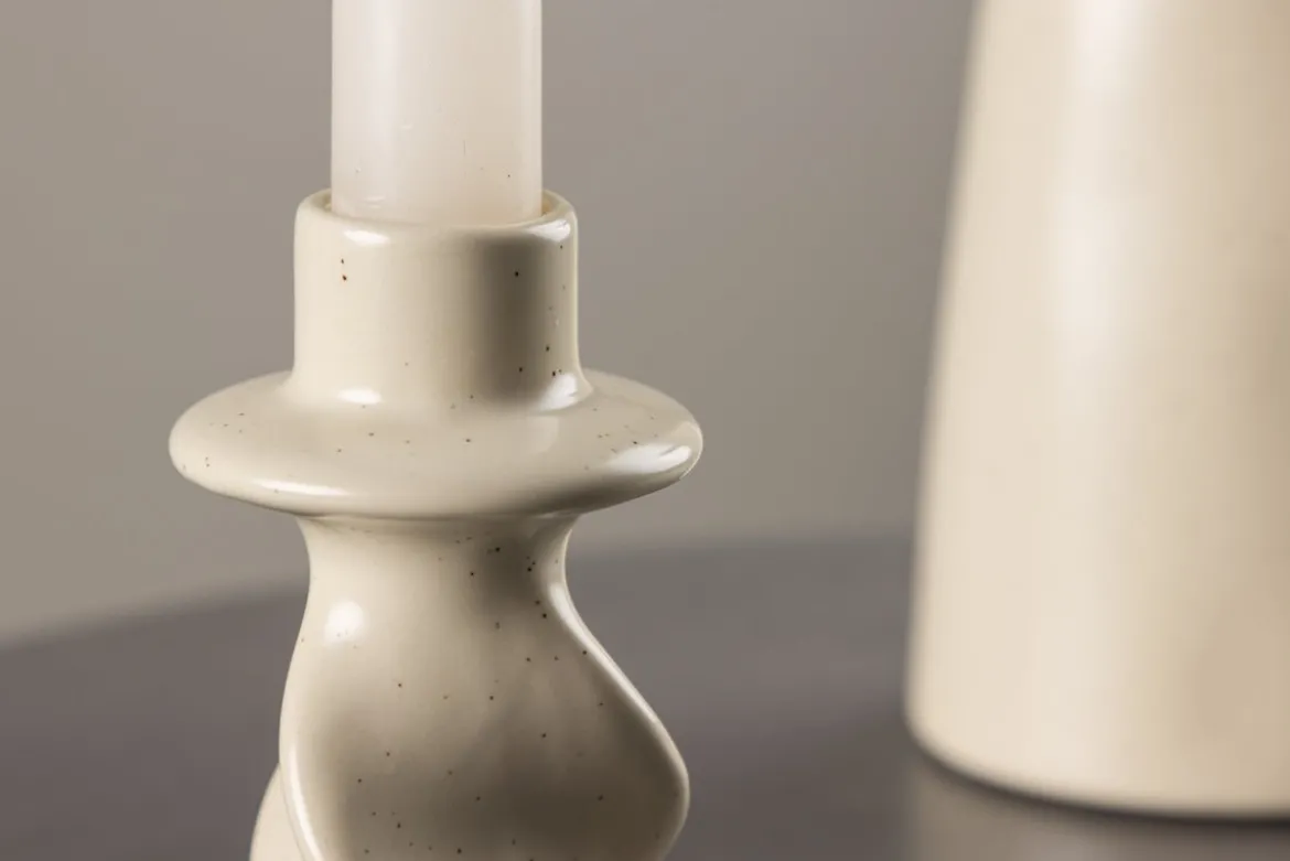 Kerzenhalter Medelin - Ø6 cm aus Steinzeug in der Farbe Beige