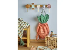 Kinder-Garderobe Haily – aus Kiefernholz mit Bonbon-Design