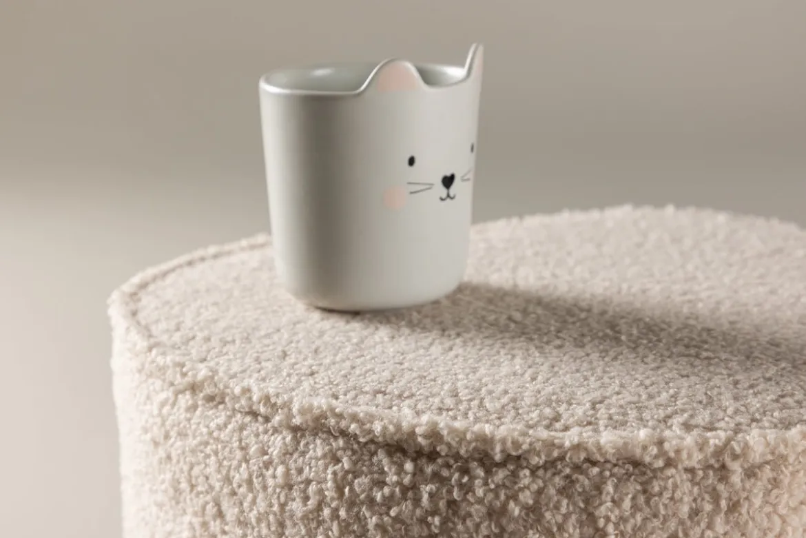 Kinderhocker Luma – Herzförmiger Hocker in Beige