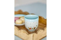 Kinder Tasse Josie - Steingut-Tasse mit Figuren & blauem Inneren