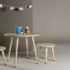 Kindertisch-Set Nordi – Tisch & 2 Hocker im skandinavischen Design