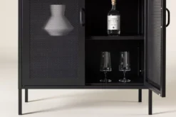 Kommode Faylen – Industrial-Design in Schwarz, Weiß & Grau