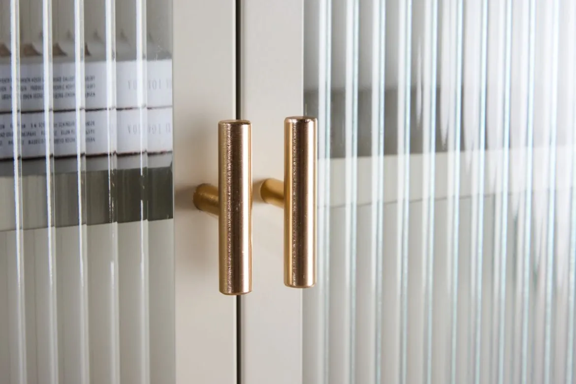 Kommode Lenora – Modern-Scandi mit elegantem Retro-Touch