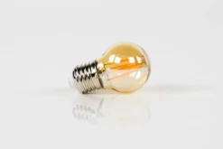 LED-Glühlampe Embera – G45-E27 mit amberfarbenem Glas