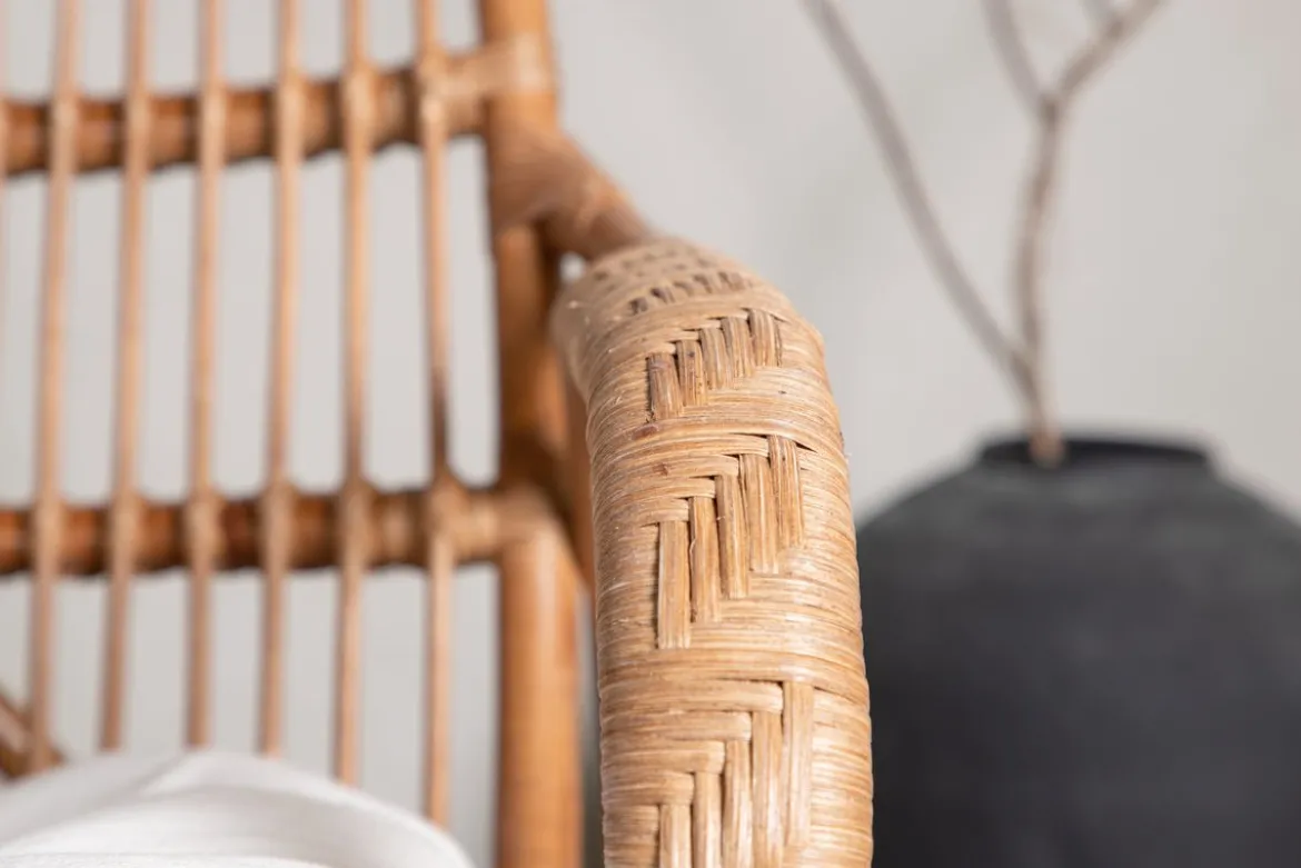 Loungesessel Sevilla – aus Rattan inklusive creme-weißem Kissen