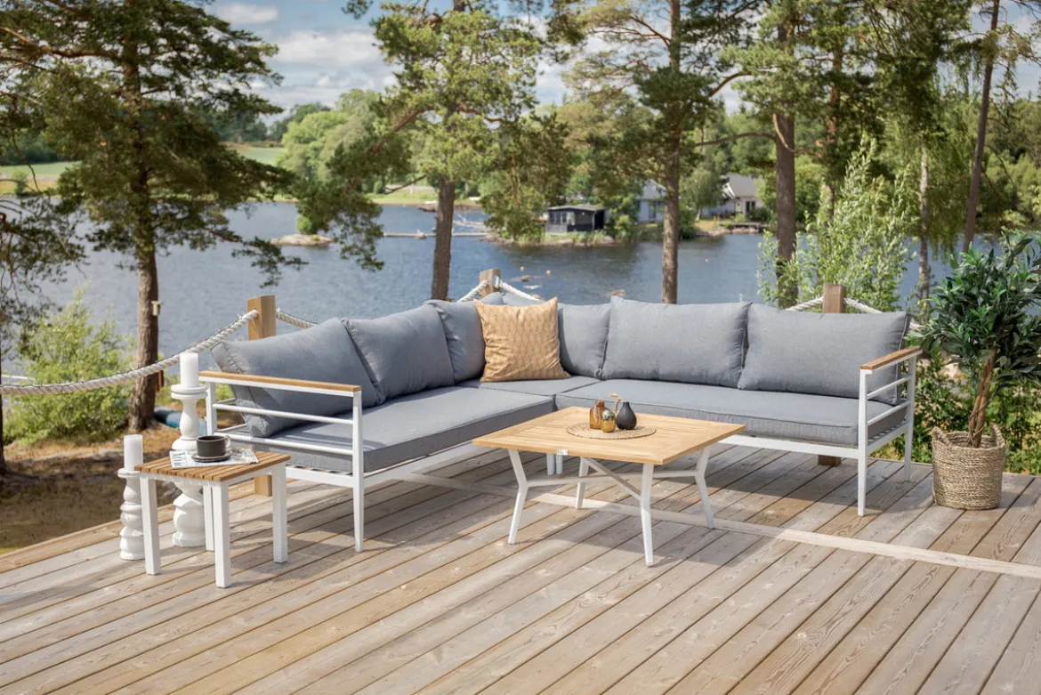 Lounge Set Puerto – aus Metall mit Teakholz-Details, inkl. Kissen
