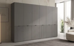 Moduro Faro – Dreimoduliger Design-Kleiderschrank mit strukturierter MDF-Front