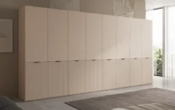 Moduro Faro XL – Viermoduliger Design-Kleiderschrank mit strukturierter MDF-Front