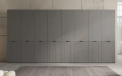Moduro Faro XL – Viermoduliger Design-Kleiderschrank mit strukturierter MDF-Front