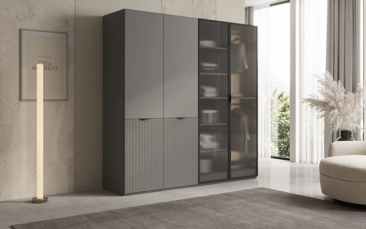 Moduro Ravo – Modularer Kleiderschrank mit geriffelter Glasfront und Strukturpaneel