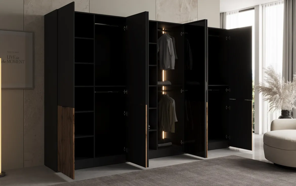 Moduro Serin – Dreimoduliger Design-Kleiderschrank mit Holz- und Strukturglasfront