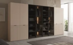 Moduro Verno – Modularer Design-Kleiderschrank mit Glas- und Strukturfront
