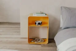 Nachttisch Damio – Minimalistisches Design aus pulverbeschichtetem Metall