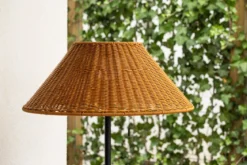 Outdoor-Stehlampe „Arian“ – wetterfeste Stehleuchte für Garten, Balkon & Terrasse