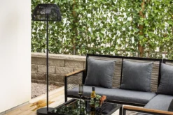 Outdoor-Stehlampe „Elan“ – wetterfeste Stehleuchte aus Bambus & Metall
