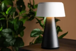 Outdoor-Tischlampe „Lynora“ – kabellose LED-Außenlampe in Schwarz-Weiß