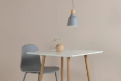 Pendelleuchte „Elegance" – Durchdachtes Design mit walnussfarbener Oberfläche