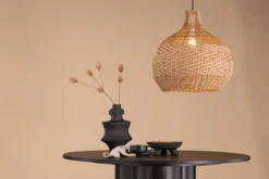 Pendelleuchte „Ghanzi" – Heller Rattanschirm mit Flechtmuster