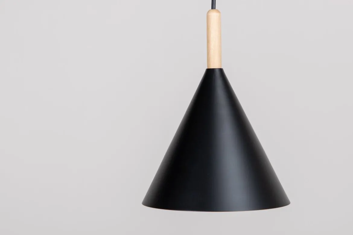 Pendelleuchte „Kasase" – Elegantes Schwarz für mehr Ruhe