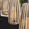 Pendelleuchte „Orenda“ – 4 Leuchten mit Lampenschirmen aus Mangoholz