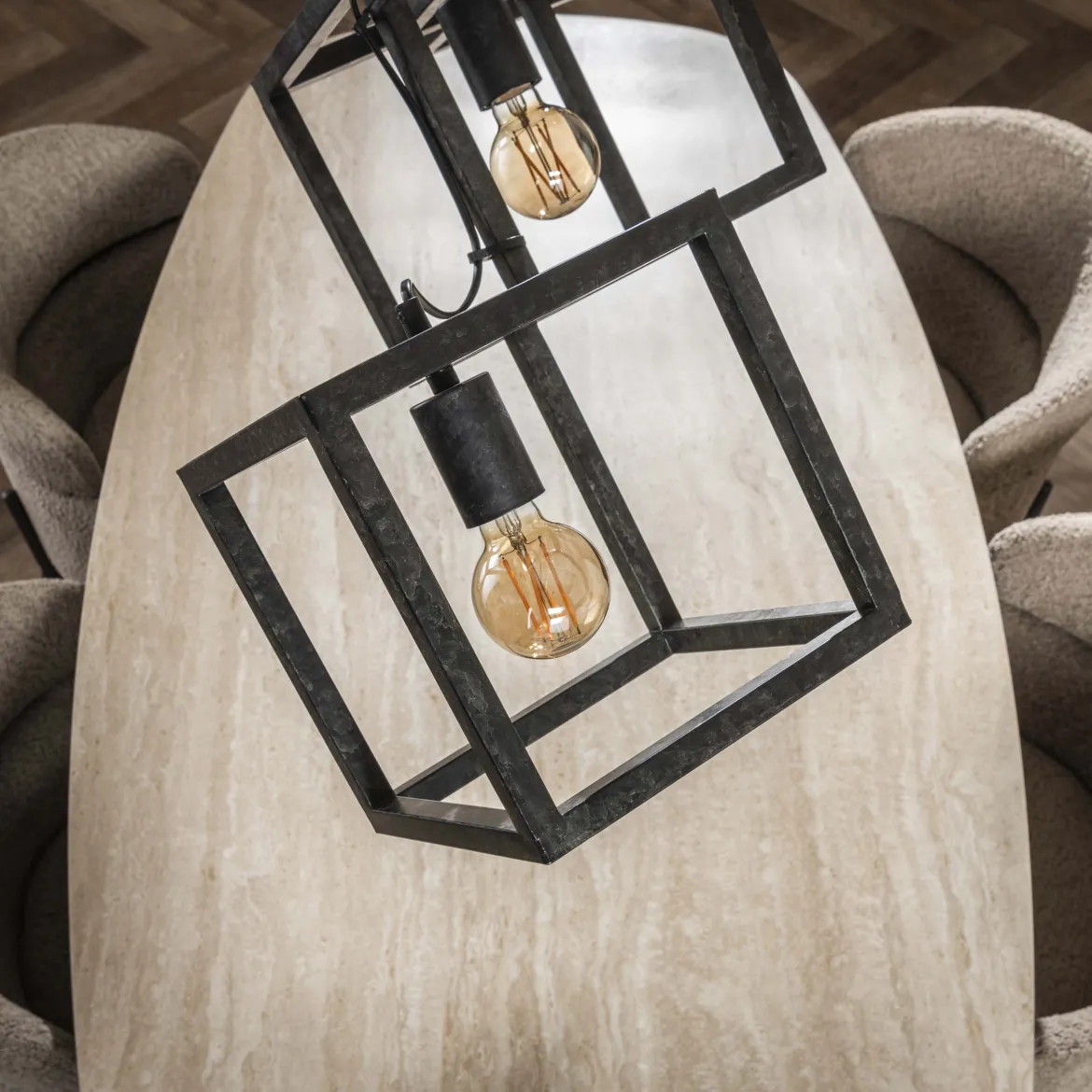 Pendelleuchte „Orlis“ – 4 Leuchten angeordnet im Cube-Design in Anthrazit