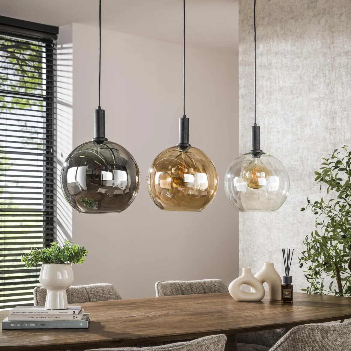 Pendelleuchte "Seralis“ – 3 Glasschirme in Chrom, Bernstein und Transparent mit Metall Armatur