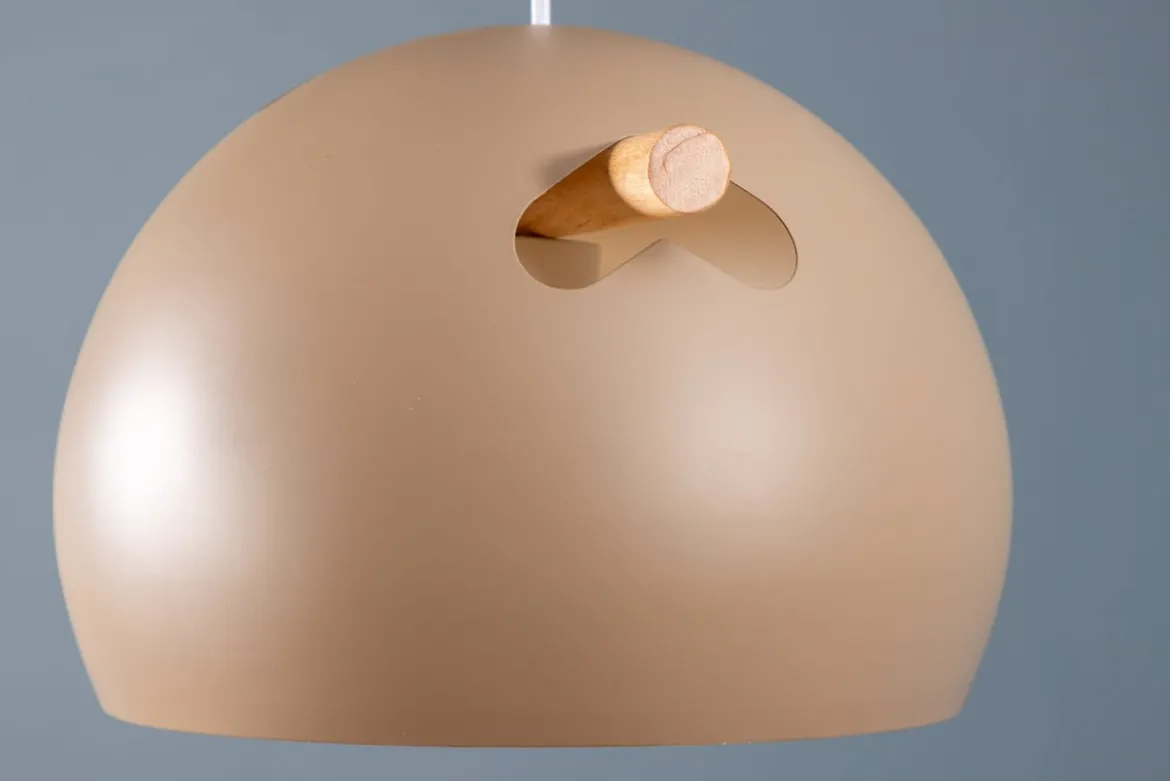 Pendelleuchte „Serengeti" – Warmer Beigeton mit Walnuss-Details