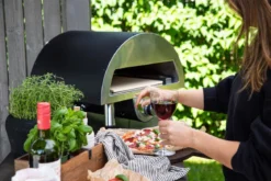 Pizzaofen Neapel - aus Stahl, Edelstahl und Keramik in Schwarz
