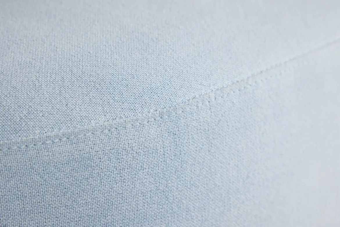 Sessel Bobby - Hellblauer Einzelsitzer in Birke