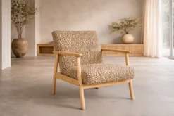 Sessel Lareen - aus Gummiholz mit Design-Bezug