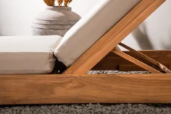 Sonnenliege Nara - aus Teakholz mit klappbarer Rückenlehne