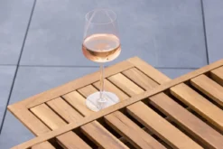 Sonnenliege Olyra - aus Akazienholz mit Rollen